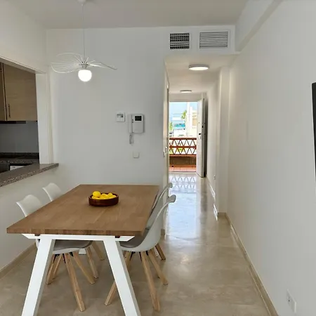 Rabdells Nova 200m De La Playa Apartment
